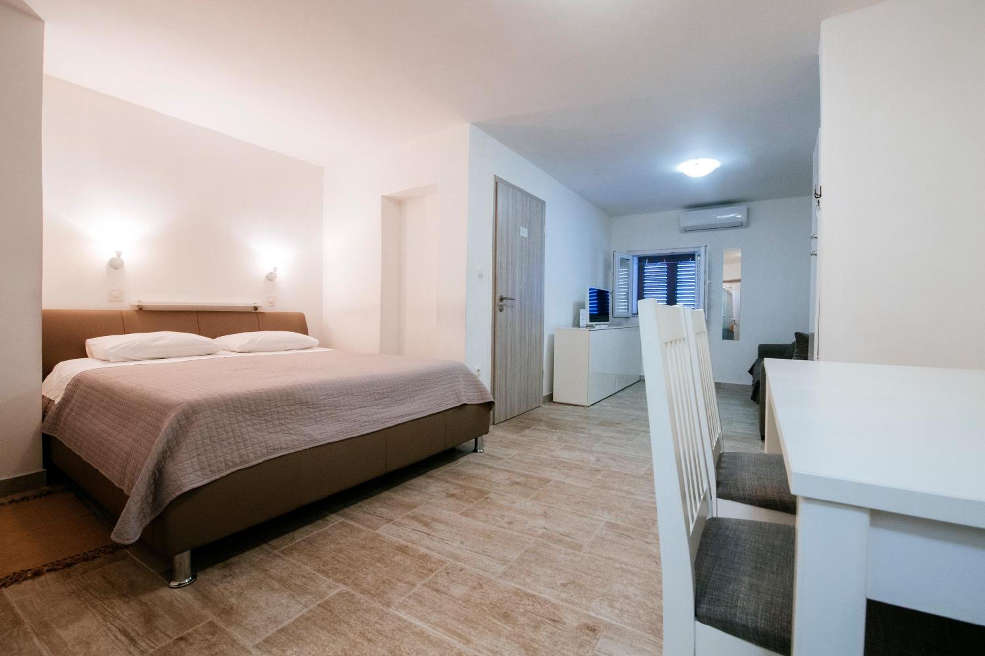Apartmani Ema Zadar Exterior foto